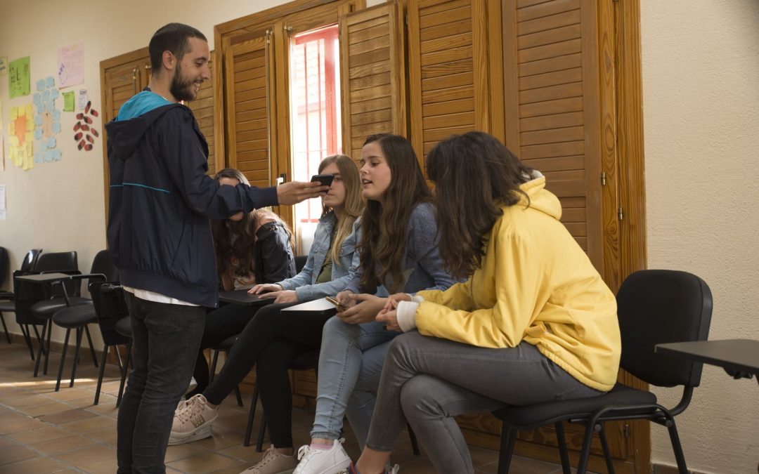 La Casa de la Juventud acogió este miércoles una charla debate sobre el “trap”