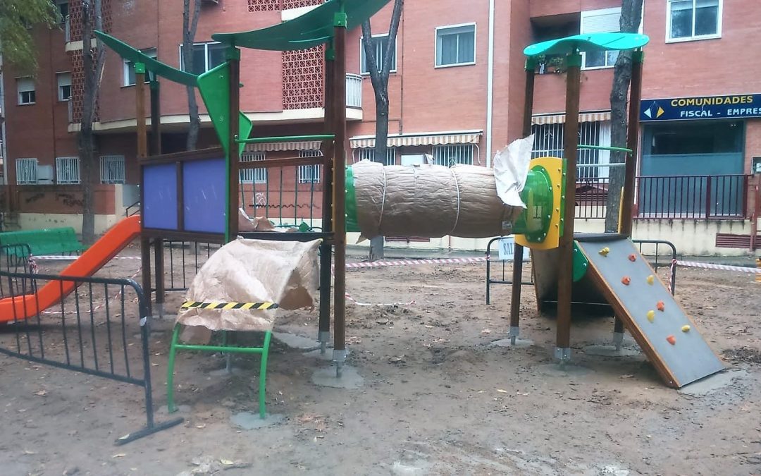 Continúan las inversiones para mejorar los parques infantiles de Velilla