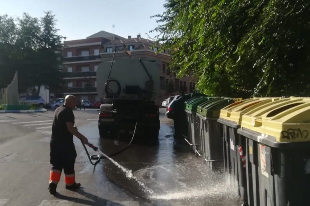 Limpieza de contenedores de residuos