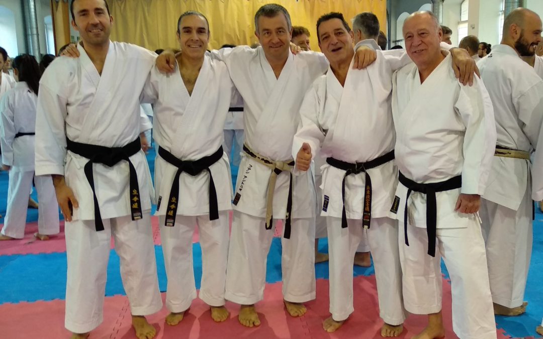 Alumnado de la Escuela Municipal de Karate participó este fin de semana en el curso de Yasunari Ishimi
