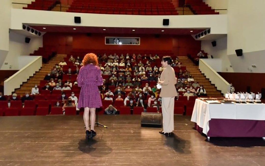 La Semana del Mayor se clausuró con el homenaje a las parejas que han cumplido 50 años de casados