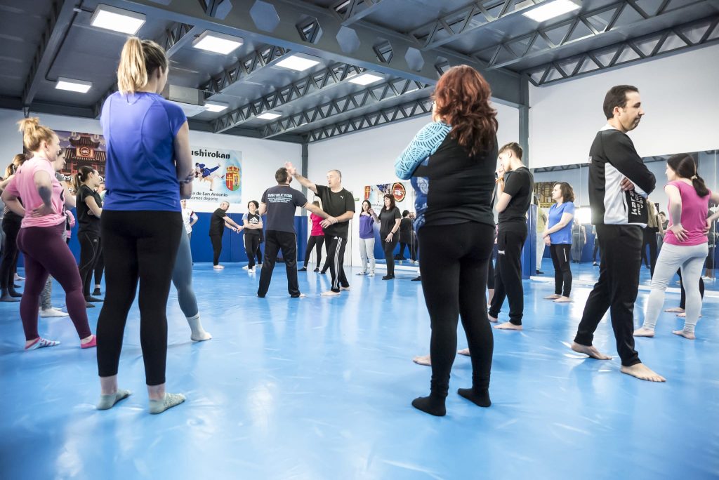 20240309 taller defensa personal (20)