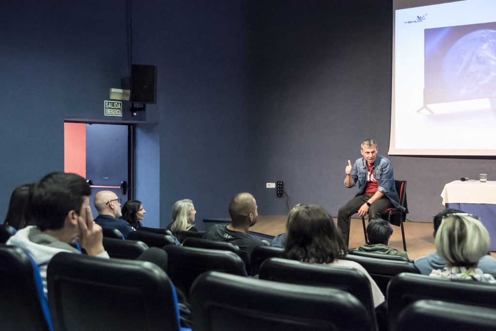 20240426 charla convivencia perros y personas (14)