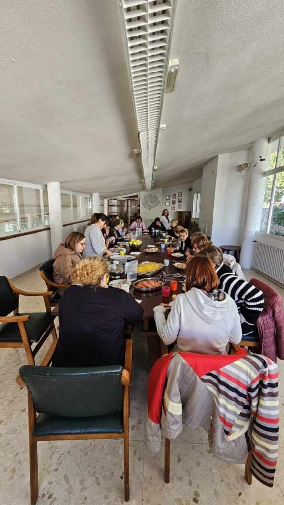 20241214 encuentro mujeres (13)