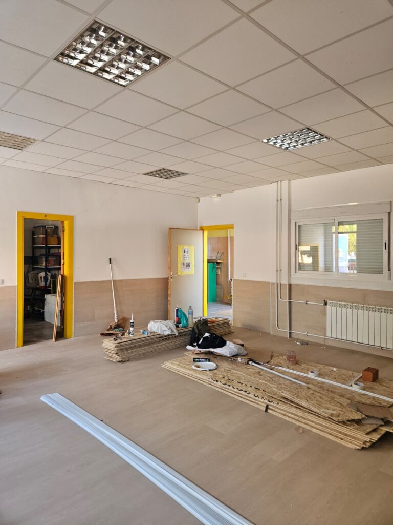 20260812 visita obras colegios (27)