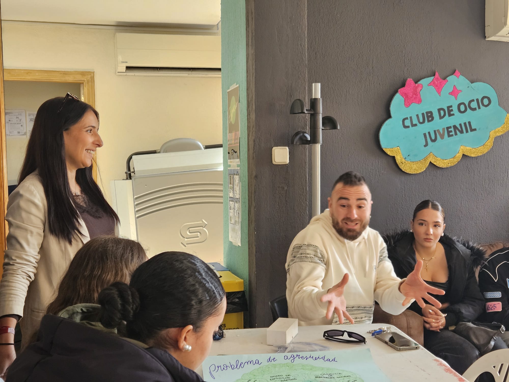 202604 curso monitores|logo cam juventud
