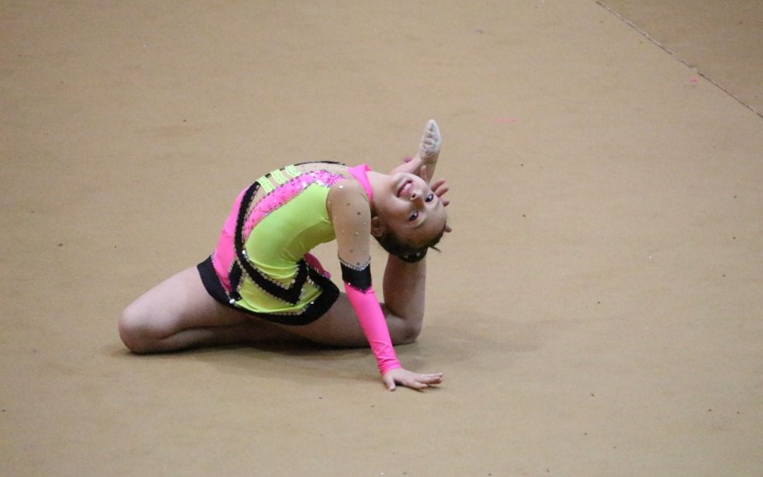 Seis gimnastas velilleras participarán en el Campeonato de España Base