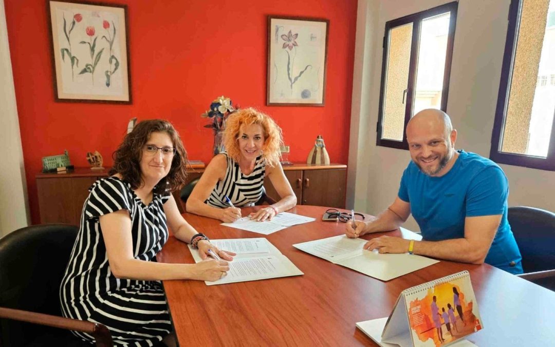 El Ayuntamiento de Velilla renueva el convenio de colaboración con SuresTea, Asociación Sureste del Trastorno Espectro Autista
