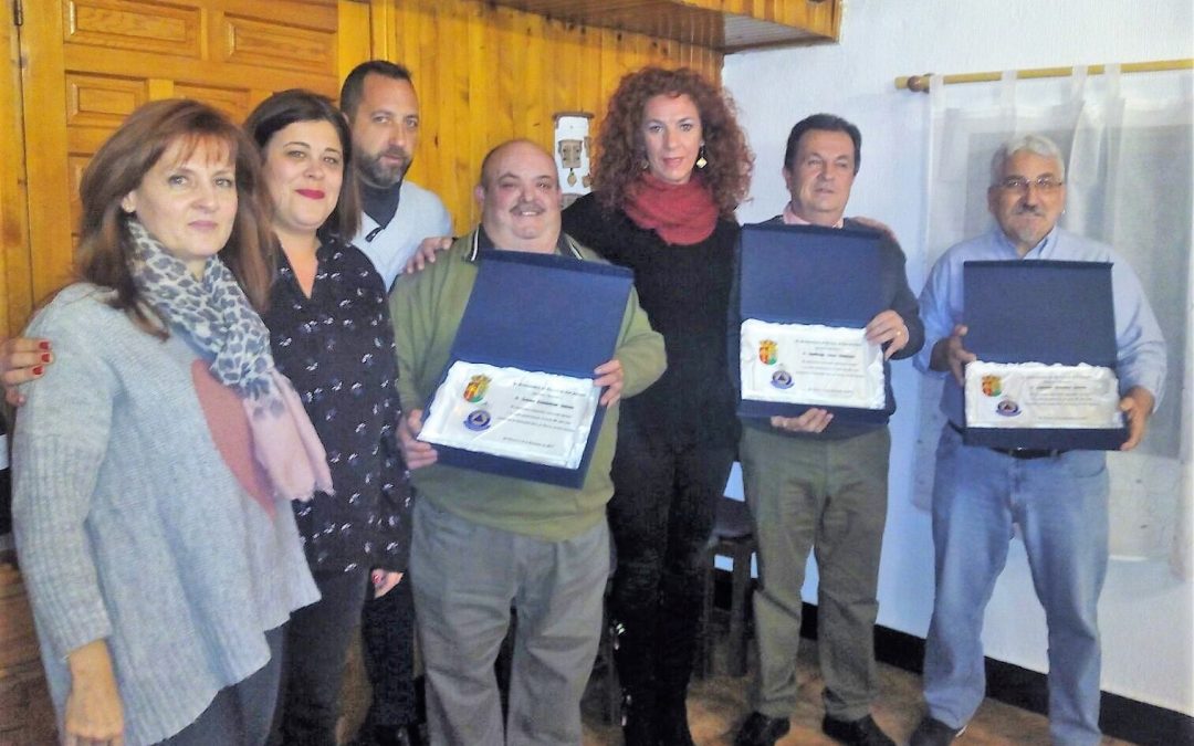 Reconocimiento a 20 años de voluntariado en Protección Civil