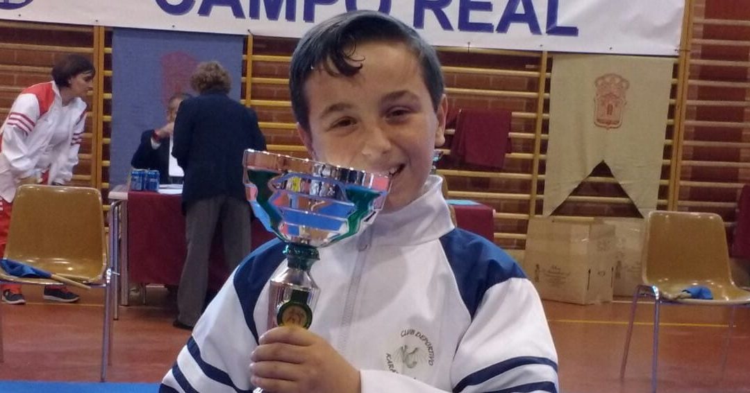 Pablo Benedi, campeón del Trofeo San Isidro de karate 2017