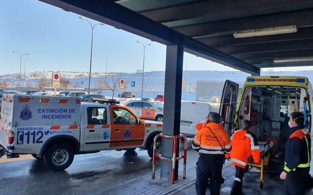 Protección Civil Velilla realiza los traslados de pacientes de diálisis y de los que son dados de alta en el Hospital del Henares