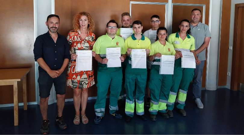 banner diplomas jardineria empleo joven